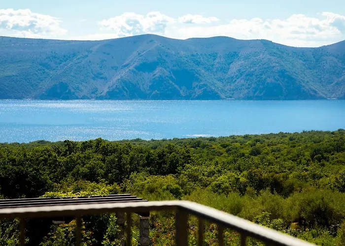 Villa Sara Linardići