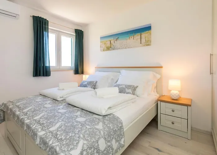 Villa Sara Linardići