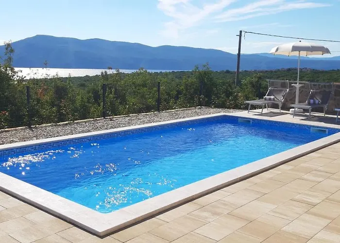 Sara Villa Linardići