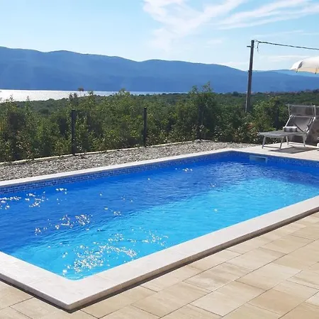 Sara Villa Linardići