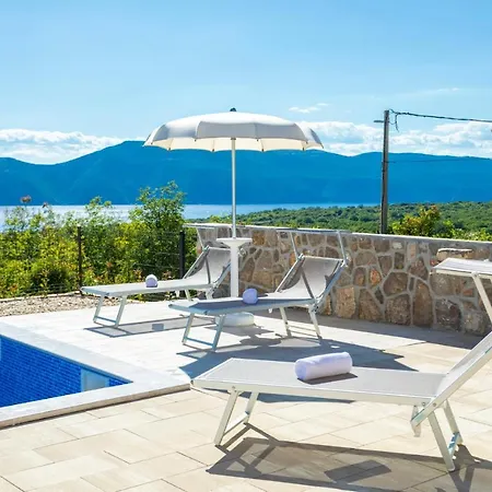 Villa Sara Linardići